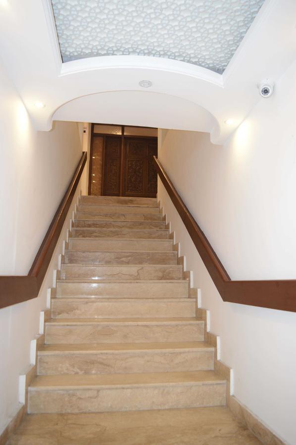 Standard Hotel And Resturant Srīnagar Zewnętrze zdjęcie